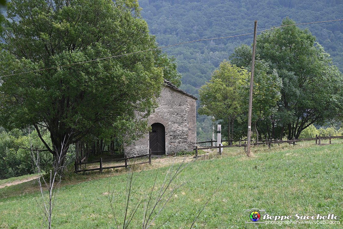 VBS_3019 - Novalesa - Abbazia. Parrocchia. Cascata del Rio Bard.jpg